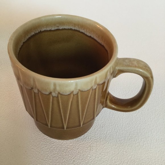 Vintage ceramic Mug marked Japan brown dripping glaze triangle - Picture 3 of 6